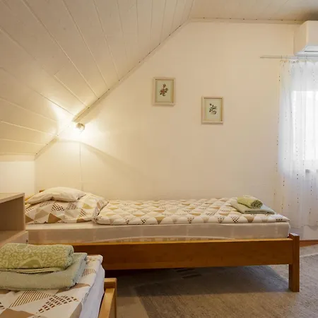 Times By Interhome