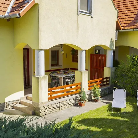 Times By Interhome *
